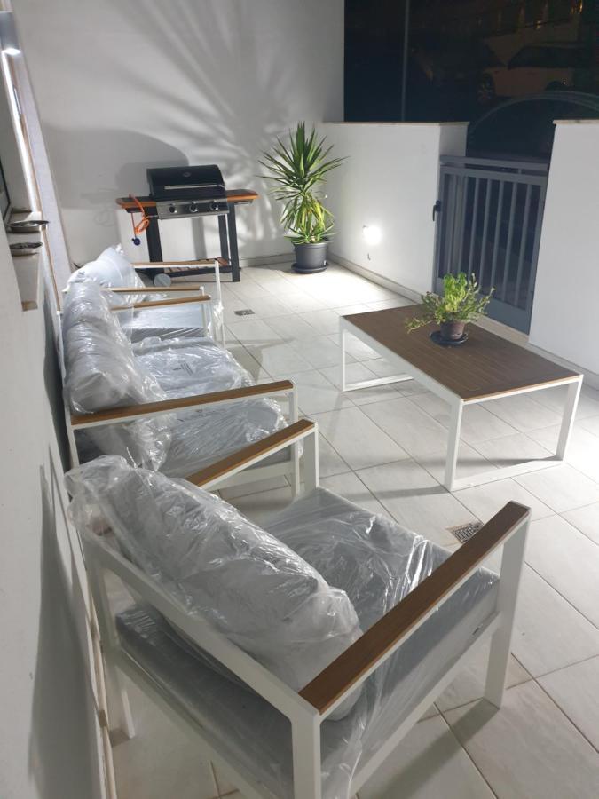 A New Ground Floor Maisonette - Mellieha Bay Is-Sellum Kültér fotó