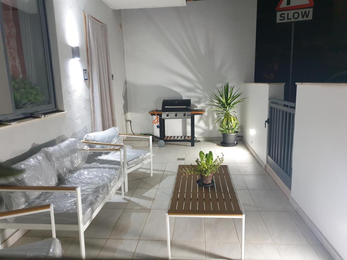 A New Ground Floor Maisonette - Mellieha Bay Is-Sellum Kültér fotó