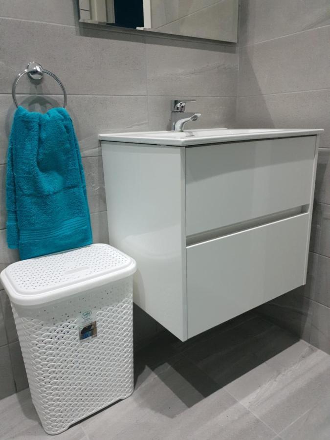 A New Ground Floor Maisonette - Mellieha Bay Is-Sellum Kültér fotó